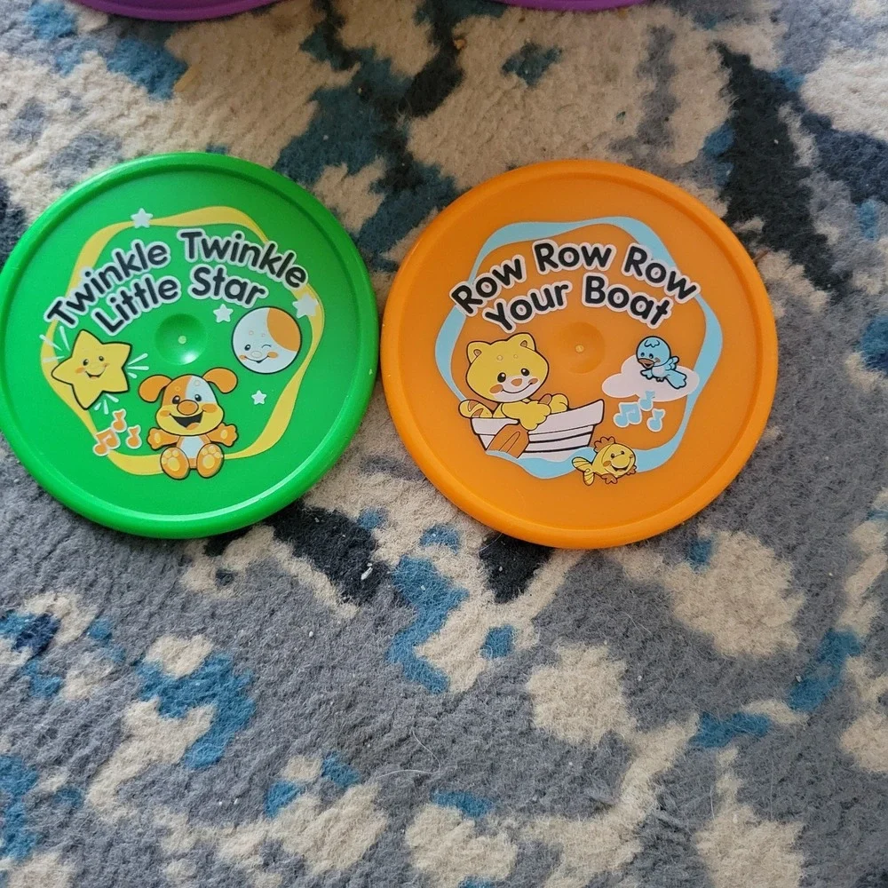 Fisher Price Laugh & Learn Sing With Me CD Player Complete 2 Discs Music WORKS